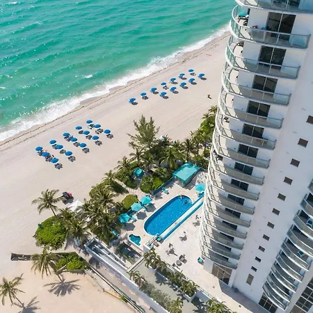 Appartamento Sunny Isles 1Bdr Sea View And Pool Miami Beach Esterno foto