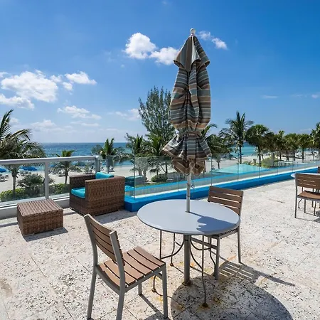 Appartamento Sunny Isles 1Bdr Sea View And Pool Miami Beach Esterno foto