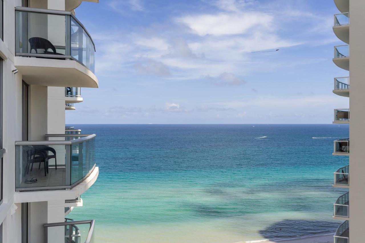 Sunny Isles 1bdr Sea View And Pool Appartement *