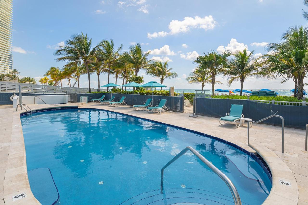 Sunny Isles 1bdr Sea View And Pool Appartement *