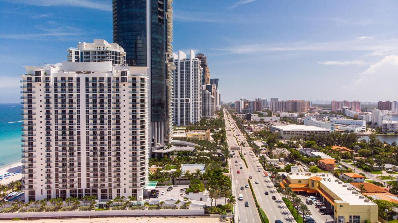 Sunny Isles 1bdr Sea View And Pool Appartement *