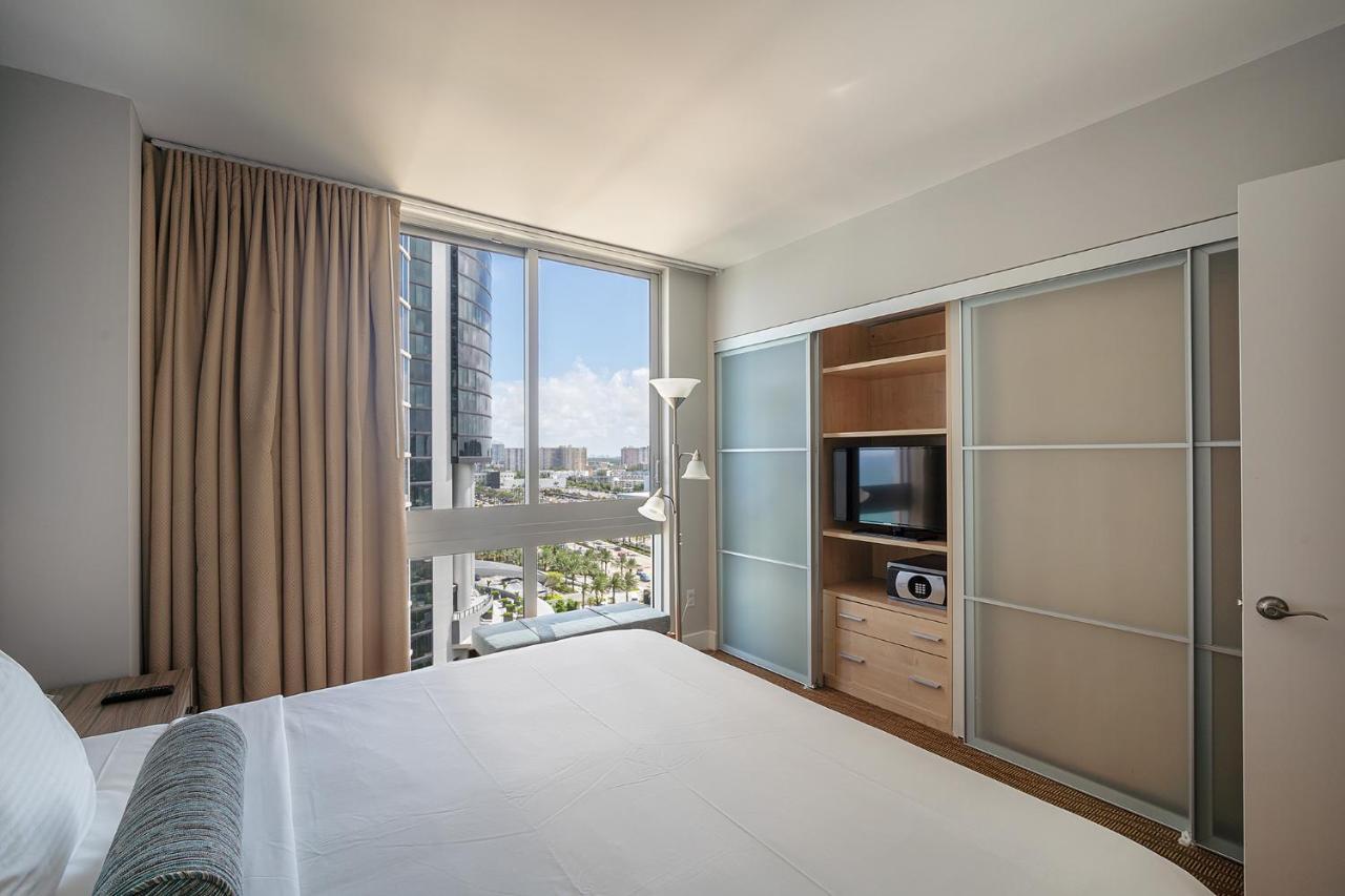 Appartement Sunny Isles 1bdr Sea View And Pool *