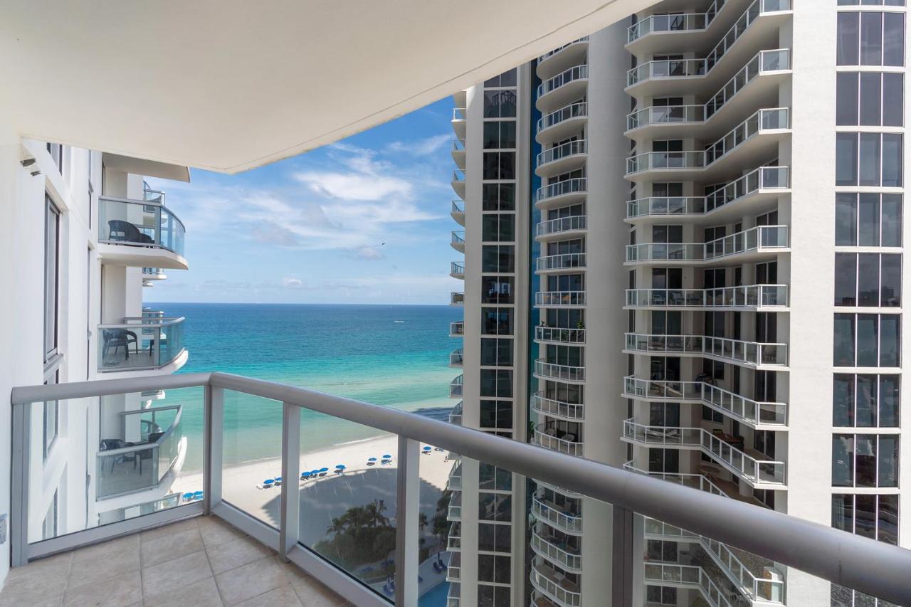 Sunny Isles 1bdr Sea View And Pool Appartement *
